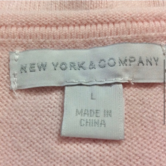 New York & Company Light Pink V-Neck Pull-Over Acrylic  Sweater LIKE NEW! - Picture 5 of 8